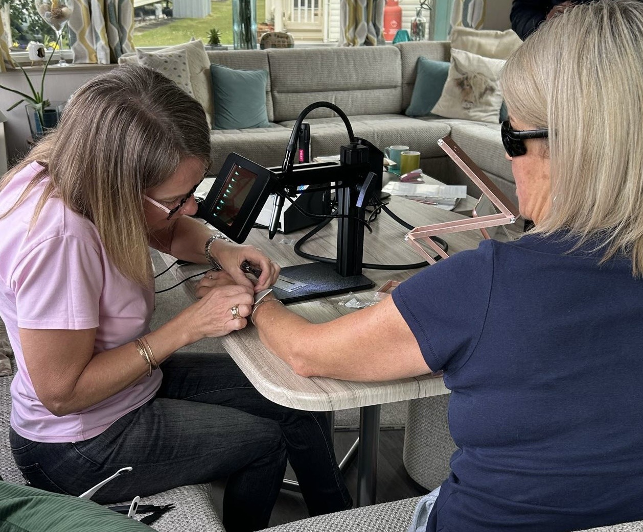 Person having a permanent bracelet fitted